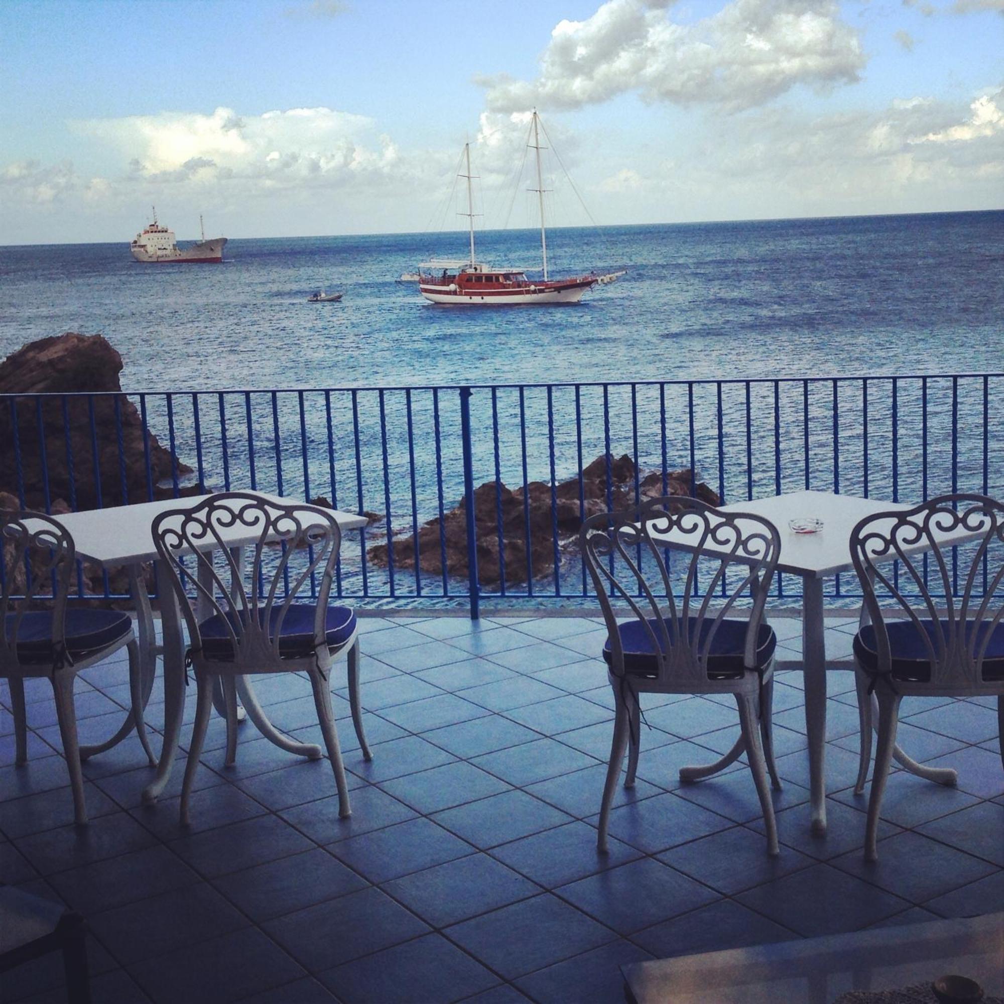 Hotel Rocce Azzurre Lipari  Exterior photo