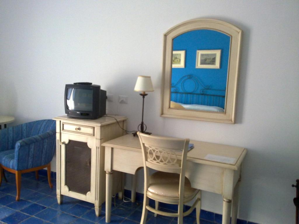 Hotel Rocce Azzurre Lipari  Room photo